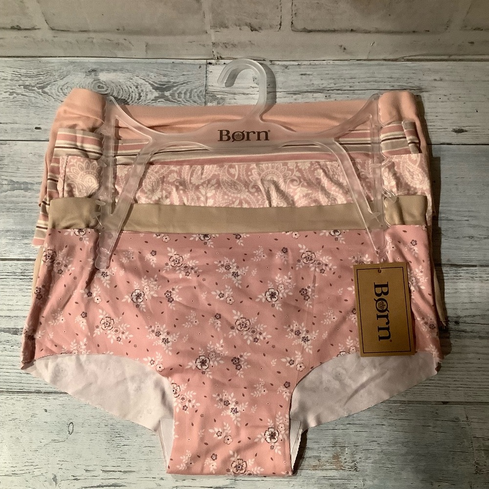 Born 5 Pair Women’s Size S Laser Cut Boyshorts